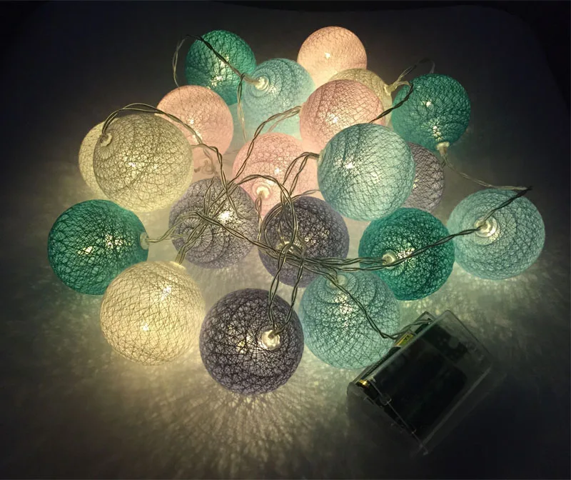 Светодиодная гирлянда с хлопковыми шариками батареей диаметром 6 см 20 ватных