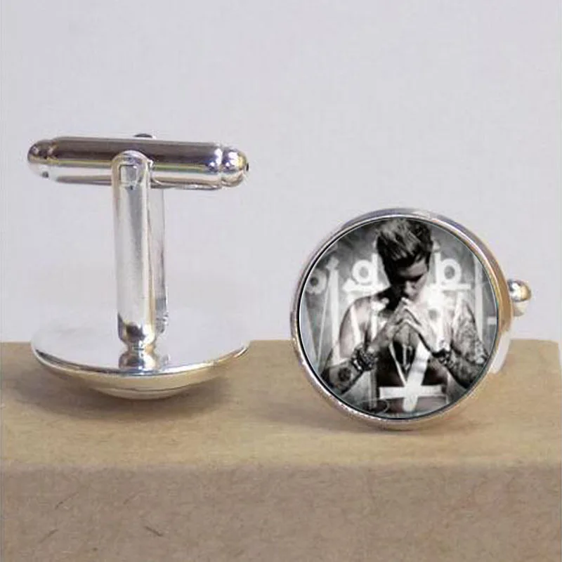 

Justin Bieber Bronze Shield Vintage bracelet Jewelry For Men/Women Free Shipping Bangle