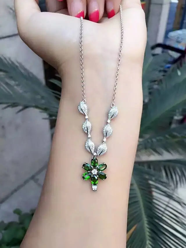 Ожерелье из диопсида с подвеской натуральных драгоценных камней ожерелье двух