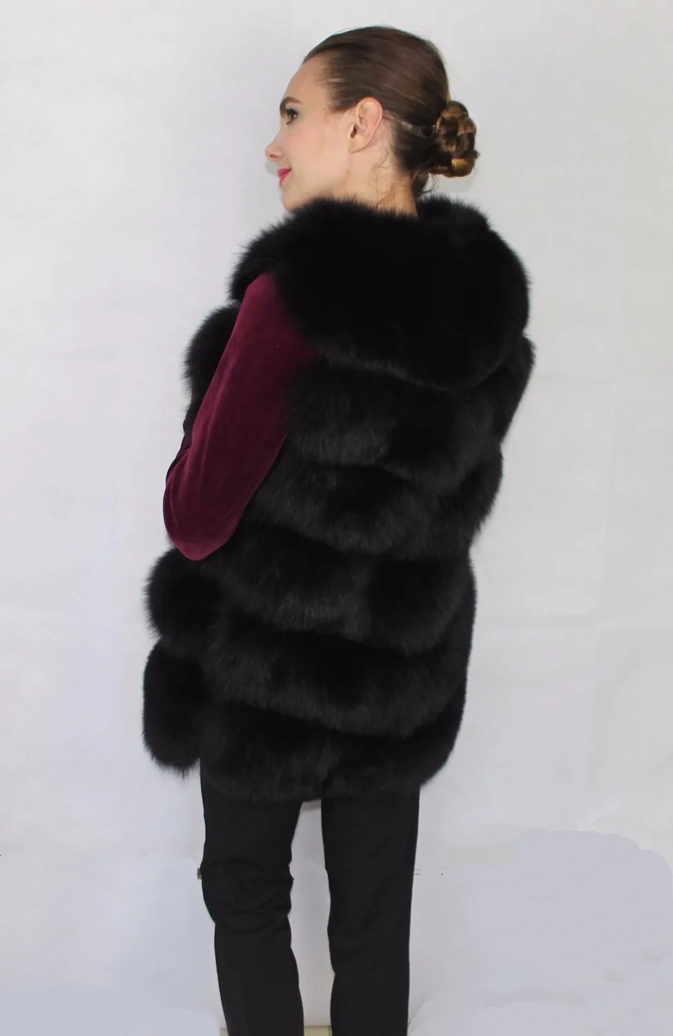 Linhaoshengyue 70cm Long  Real  Fox  Fur  Vest With  Six Row