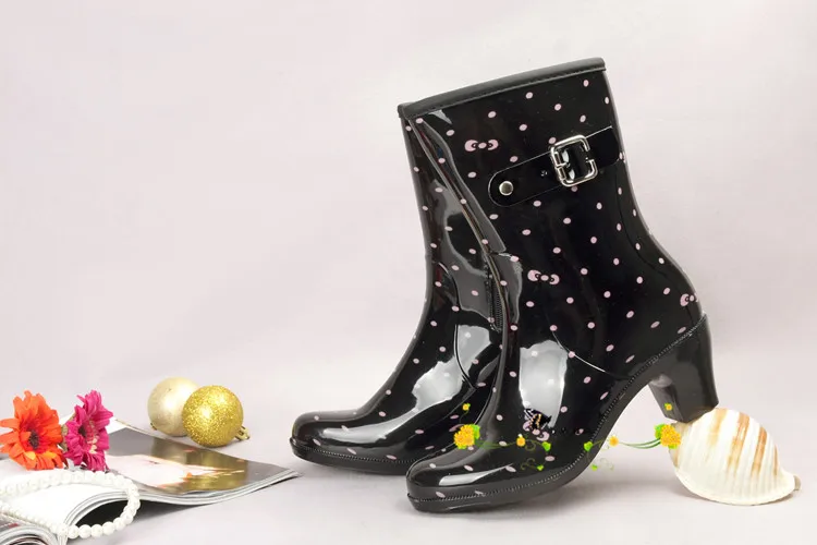 Сапоги трубы из хлопчатобумажного бархата на высоком каблуке боковая застёжка