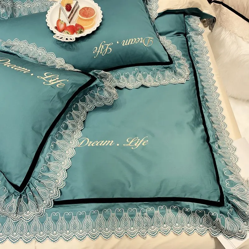 Комплект постельного белья из натурального египетского хлопка с вышивкой 4