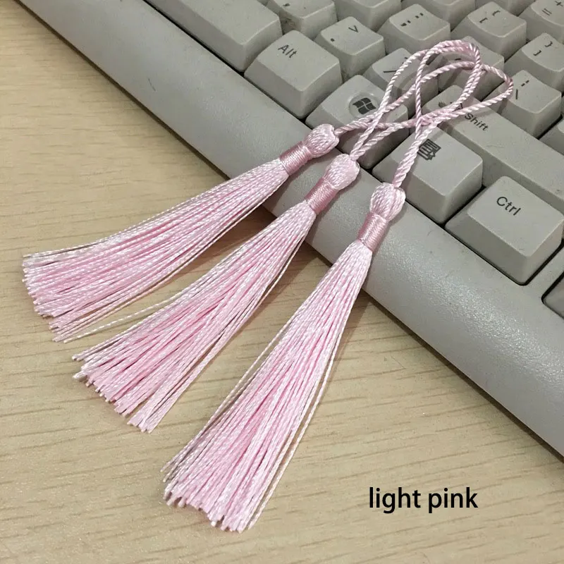 light pink 100 шт./лот, 8 см., вертикальная кисточка, шелковая бахрома, шитье, Банг, декоративная кисточка, брелок, кисточки для штор, украшение дома - Цвет: light pink