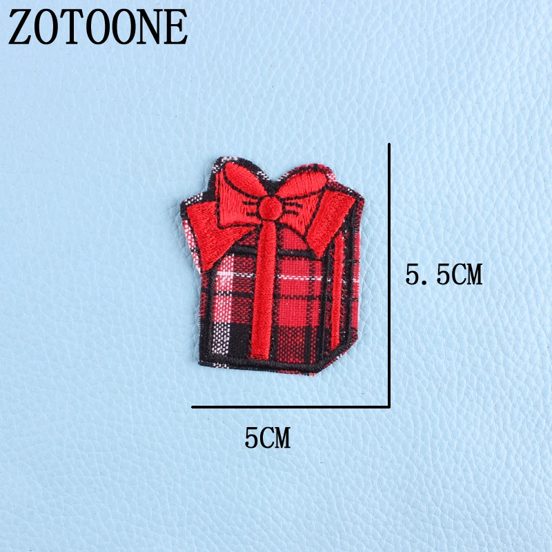 PE291 ZOTOONE, рождественский стиль, нашивка для одежды, железная вышитая аппликация, милые нашивки, значок «Единорог», аксессуары для одежды DIY H - Цвет: PE291