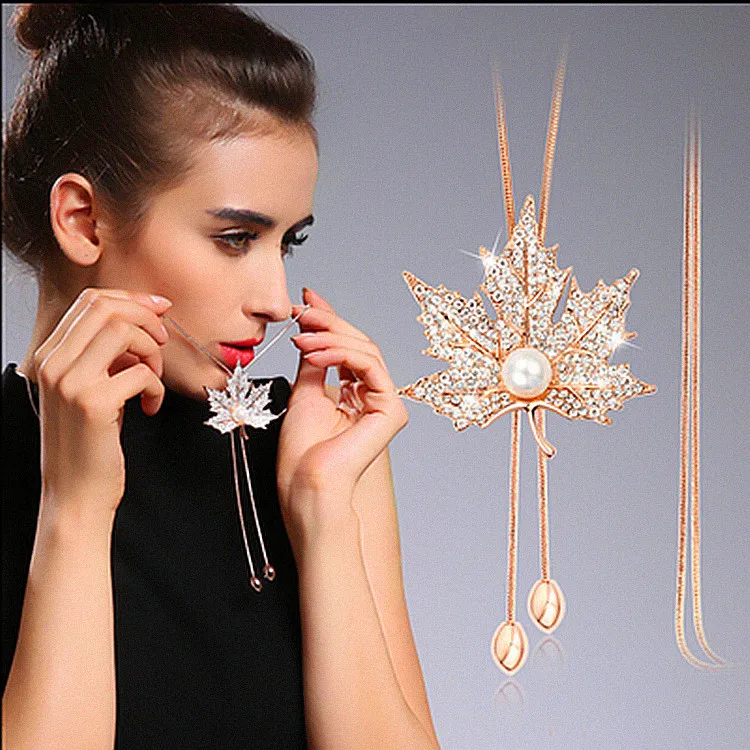 Ожерелье на длинной цепочке с подвеской в виде кленовых листьев|statement necklace|chain