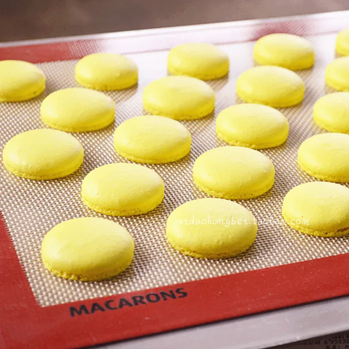 2 Pieces One Pack of 16.53 * 11.61 Inches 33 Circles Professional Half Sheet Non-stick Cooking Silicone Lining Macaron | Дом и сад