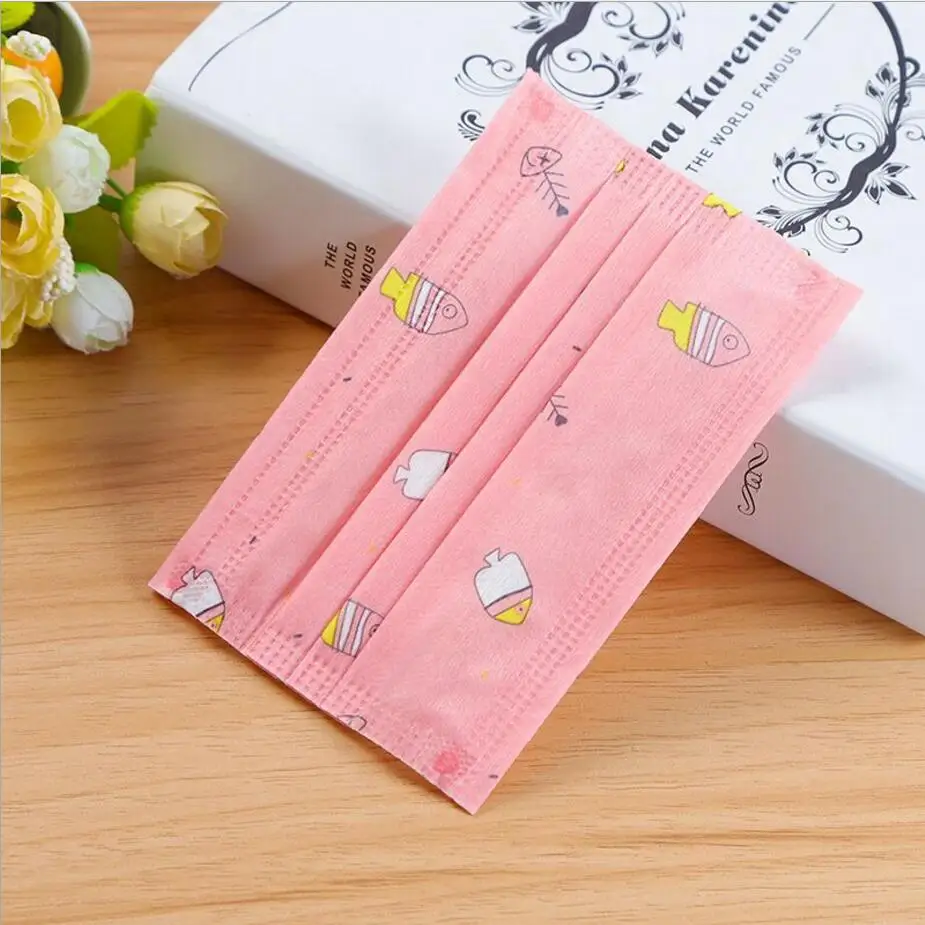 pink 100 шт. комплекты одежды на малышей с рисунками из мультфильмов, одноразовая маска для лица 3 слоя нетканые бактерии доказательство масок для детей Анти-пыль хирургическая маска для лица - Цвет: pink