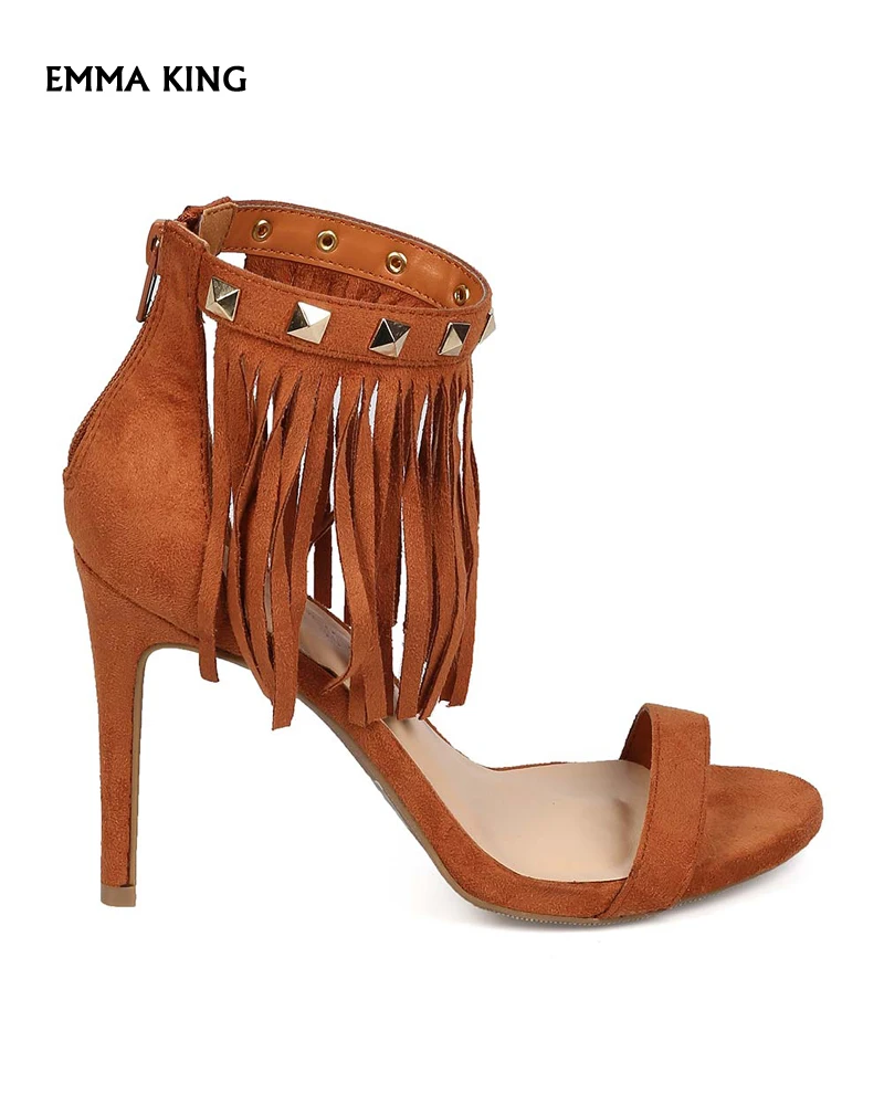 Женские замшевые Босоножки с открытым носком украшенные бахромой одной подошвой