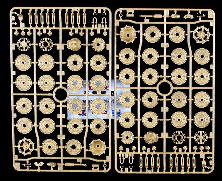 Tobyfancy Tamiya Пособия по немецкому языку King танк тигр Арденский спереди pastic трек 1/35
