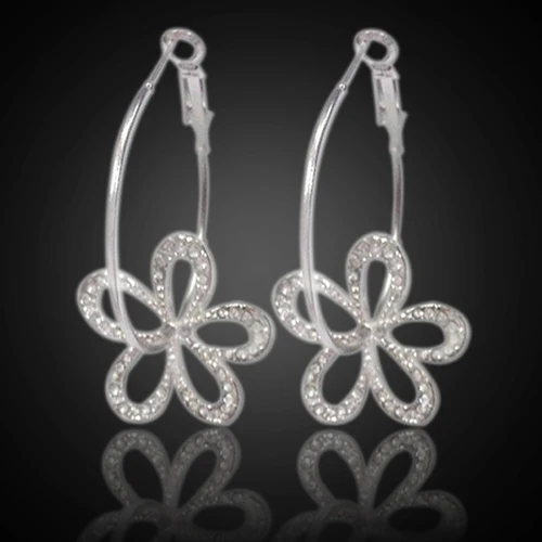 Новый и популярный! Женские модные милые серьги кольца с отверстиями цветок