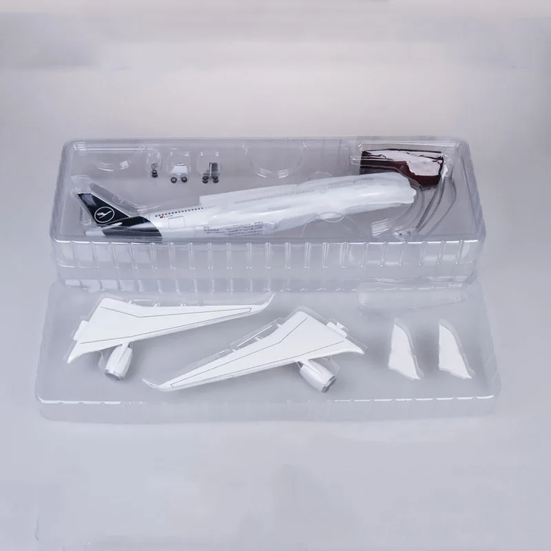 50.5CM 1/142 Scale Diecast Airplane Airbus A350 Lufthansa Airline Model With Bases Wheels Resin Plane For Collection