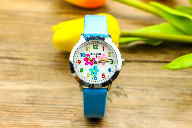 sky blue Nazeyt новые маленькие мальчики и девочки прекрасный цветок циферблат с кристаллами кварцевые часы дети кожа с бриллиантом лучший подарок часы - Цвет: sky blue