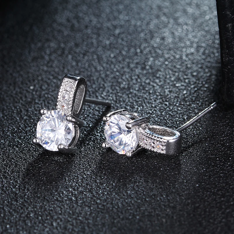 Женские винтажные серьги-гвоздики с фианитом E039 | Украшения и аксессуары