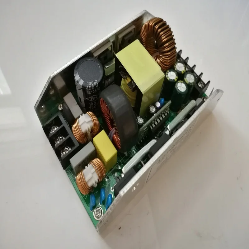 Цифровой усилитель мощности импульсный источник питания с PFC Сверхмаленький