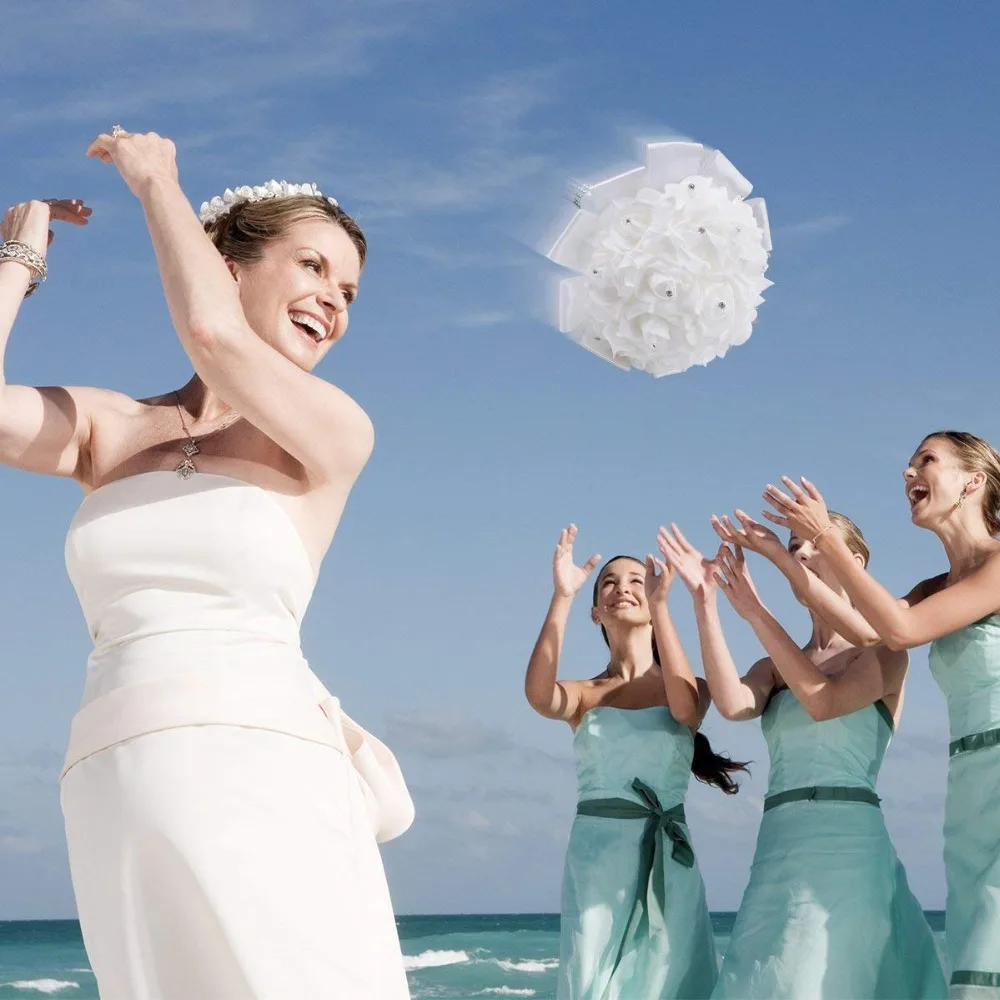 Классический белый букет невесты ручной работы на свадьбе с искусственным