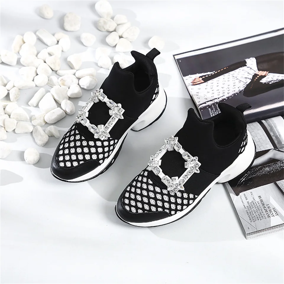 Женская обувь на толстой подошве увеличивающая рост сезон весна-осень