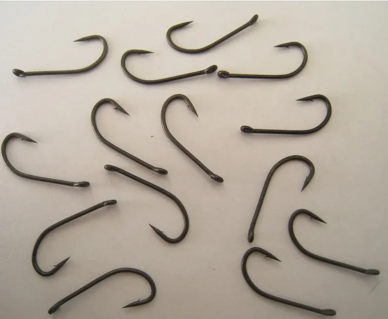 100 x черных матовых покрытием Карп рыболовные крючки бронзовых морских
