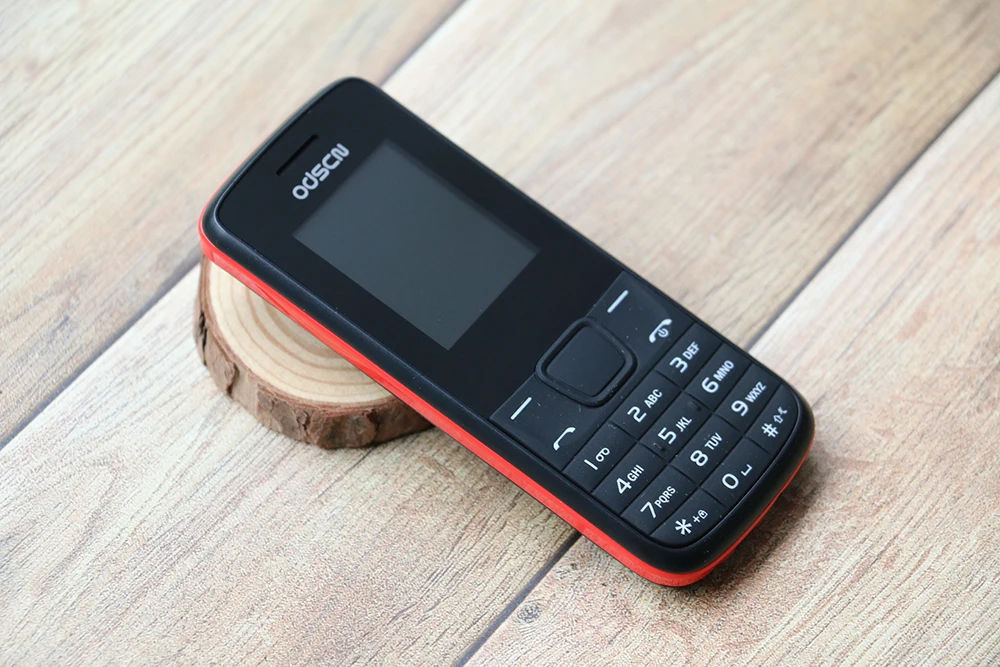 Odson пластиковый мобильный телефон с двумя sim-картами Whatsapp BT 2,0 камера Фонарик 3,5 круглый разъем FM русская клавиатура мобильный телефон низкая цена
