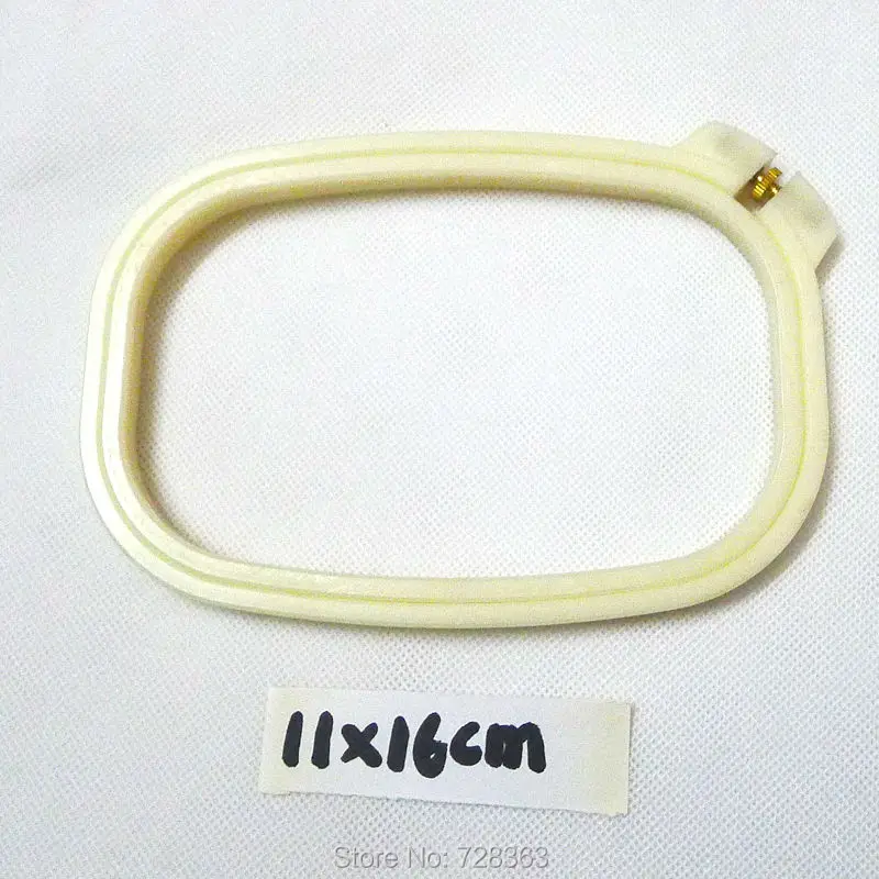 Мини тамбурная рамка для вышивки продолговатая 11*16 см регулируемая