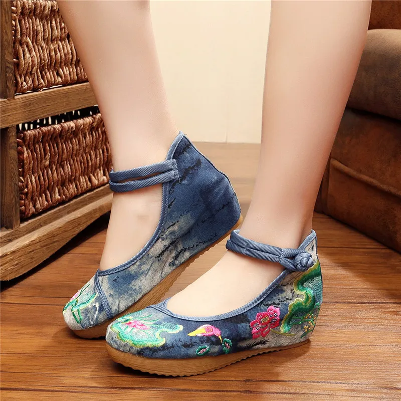 Zapatos Mujer Новинка 2017 года модная женская повседневная обувь китайский Стиль