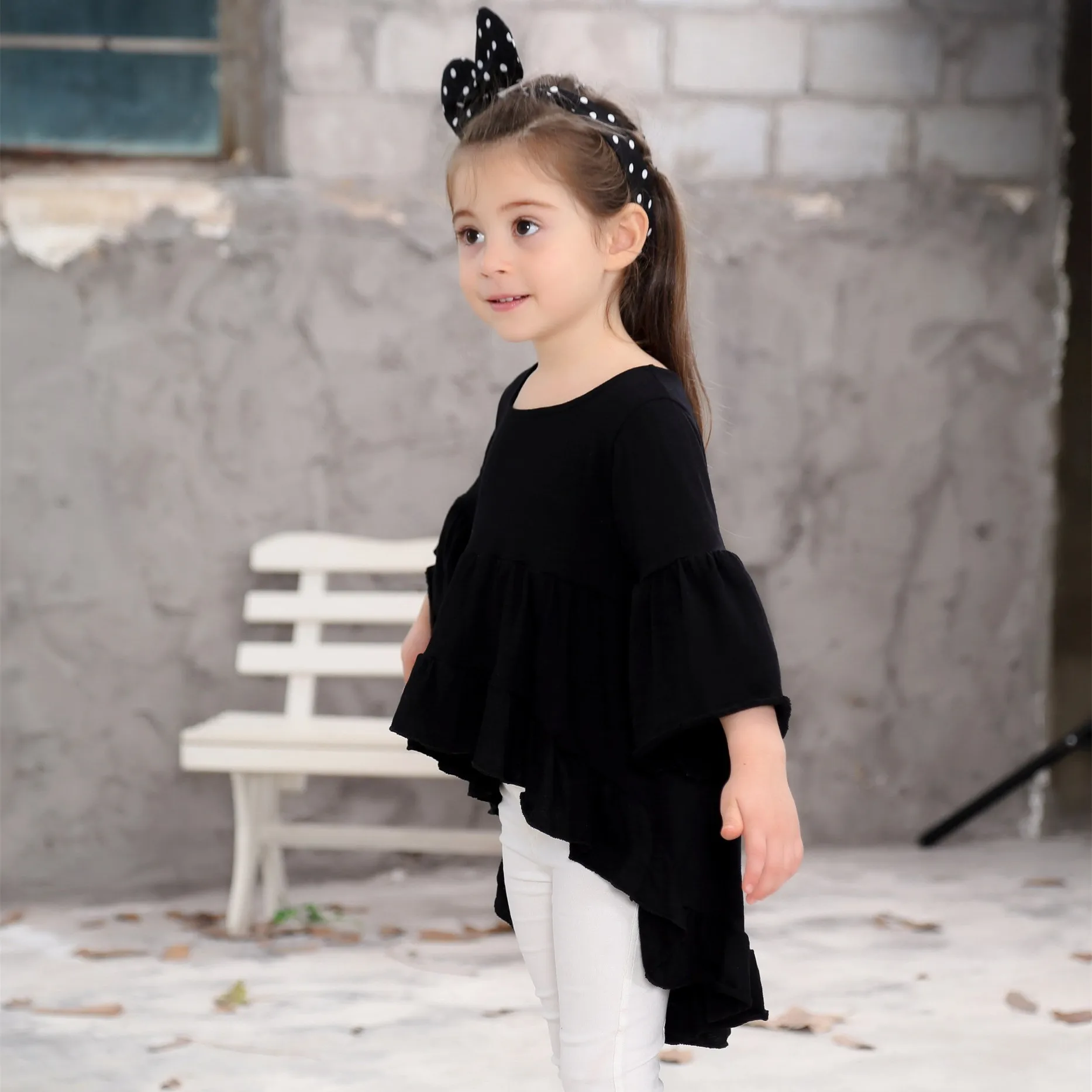 Хлопковые Платья с оборками и расклешенными рукавами для девочек однотонное