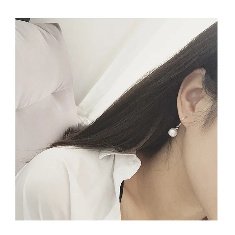 

The new Korean version of imitation pearl earrings pendant temperament goddess with ear hook Brincos 2017 Tassel Earrings