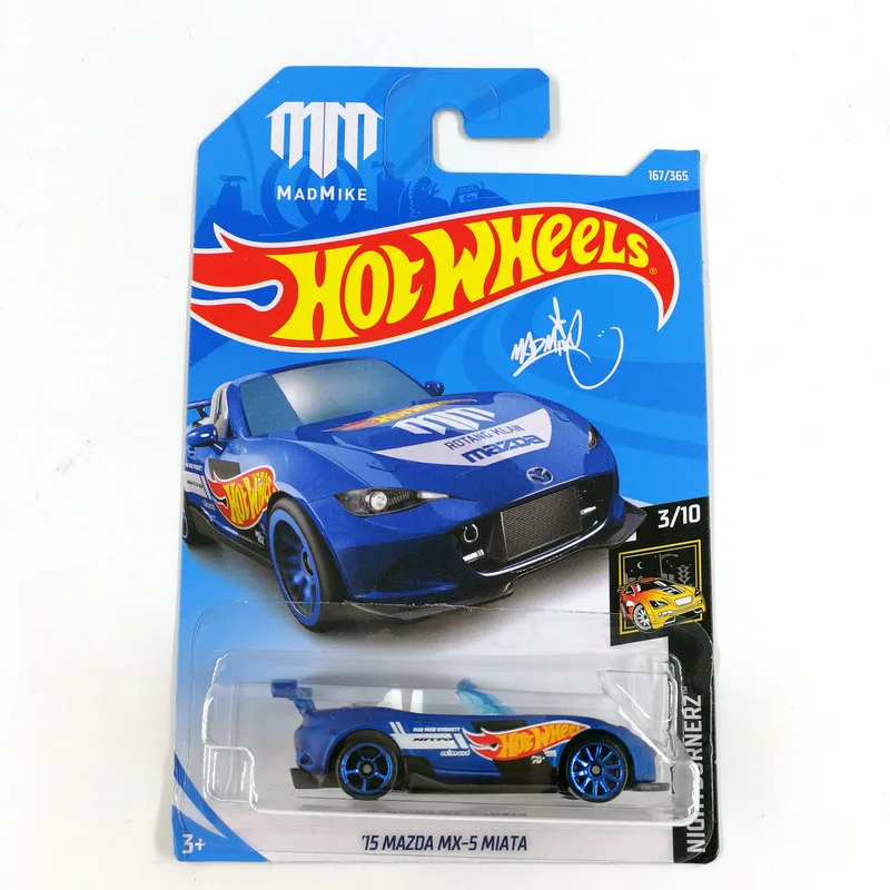 Горячие колеса 1: 64 спортивный автомобиль 2018 металлический материал тело