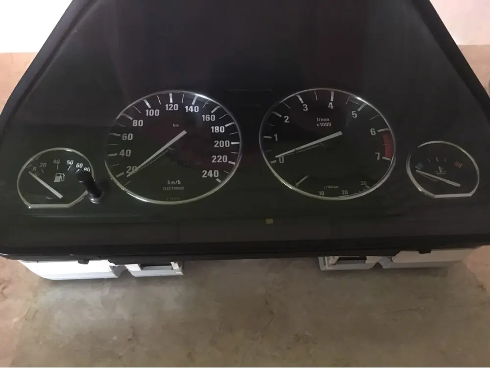 Набор колец для приборной панели моделей BMW E32/E34 хромированный Стайлинг 2