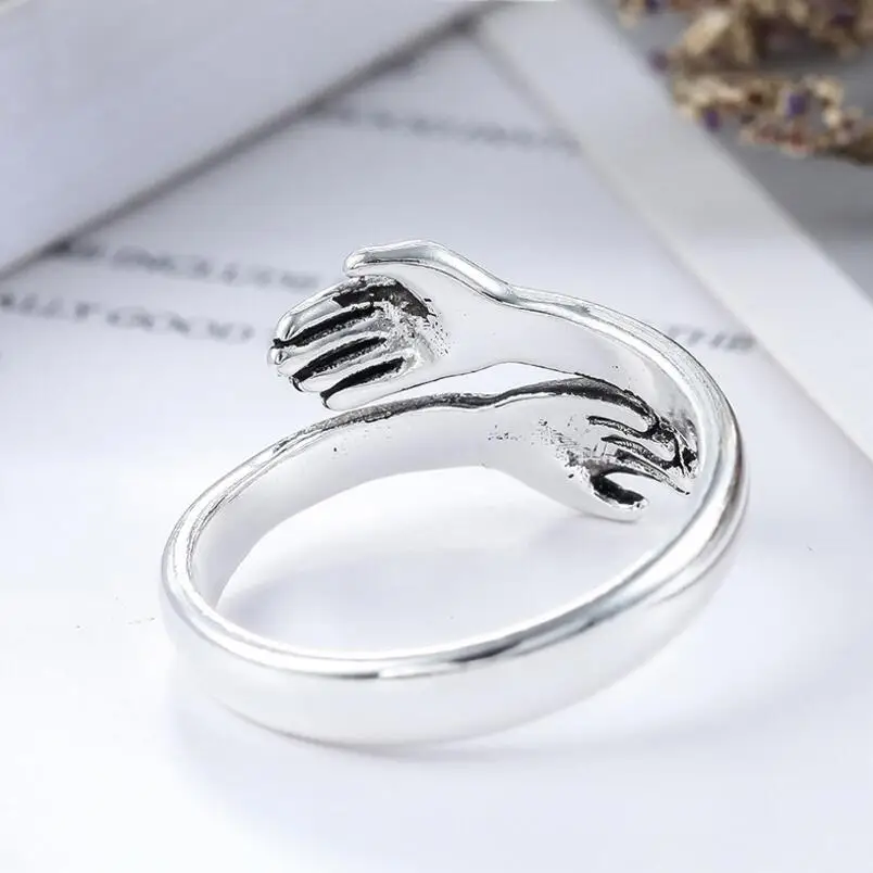 Creative Vintage Simple Love Hug Ring - Adjustable Handcrafted Fashion Jewelry Gift for Women image 2