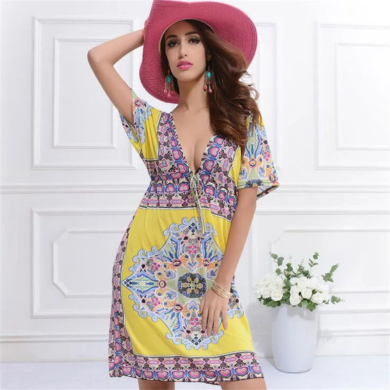 Свободное платье в богемном стиле с глубоким v образным вырезом летнее стильное