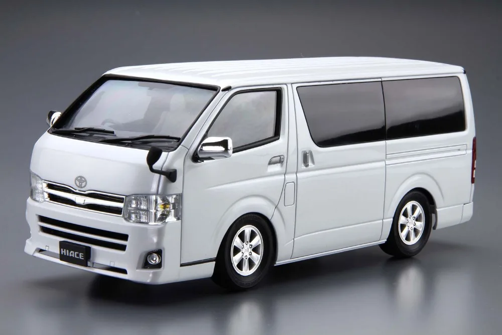 1:24 Toyota TRH200V Hiace Super GL'10 модель сборки