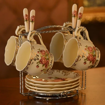 B 4-piece set Набор кофейных чашек из европейской керамики в британском стиле, набор тарелок для чая, керамическая чашка, чашка для послеобеденного чая, подарок на день рождения, Бытовая Посуда для напитков - Цвет: B 4-piece set