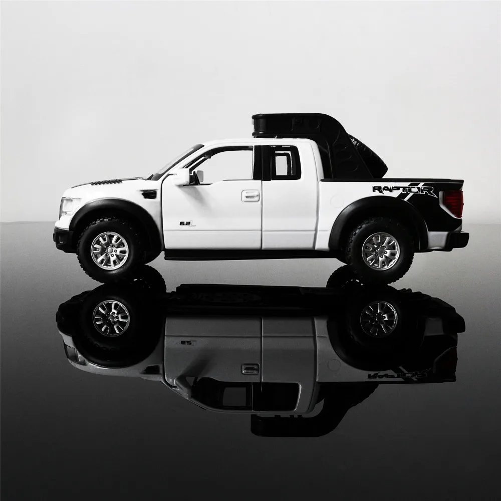 1:32 высокая симуляция Изысканная модель игрушки: двойная лошадка автомобиль