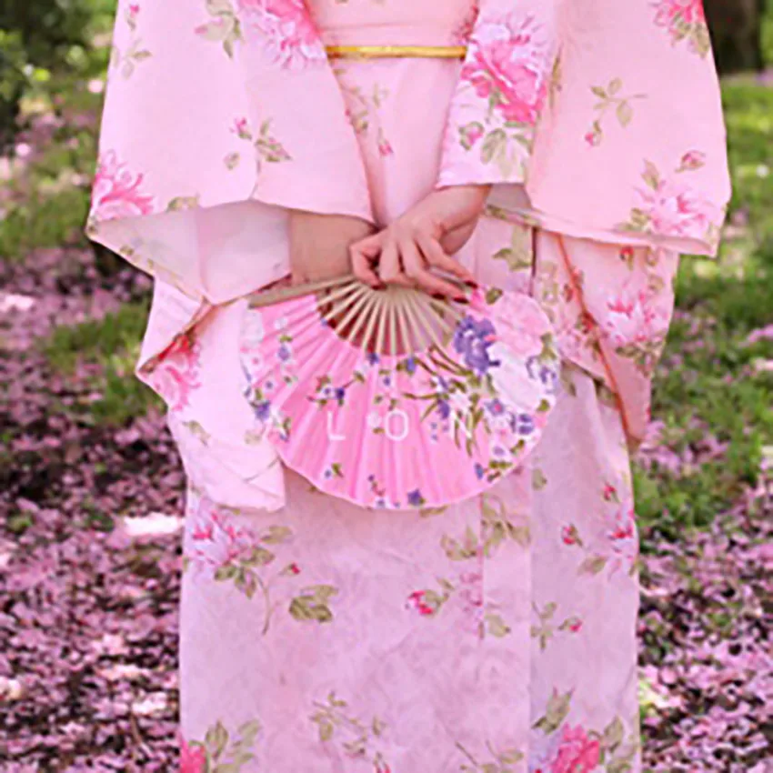 Japanese Traditional Yukata for Women Retro Florao Sakura Pink Kimono Ceremony Dress for Women Vintage Flower Haori Women