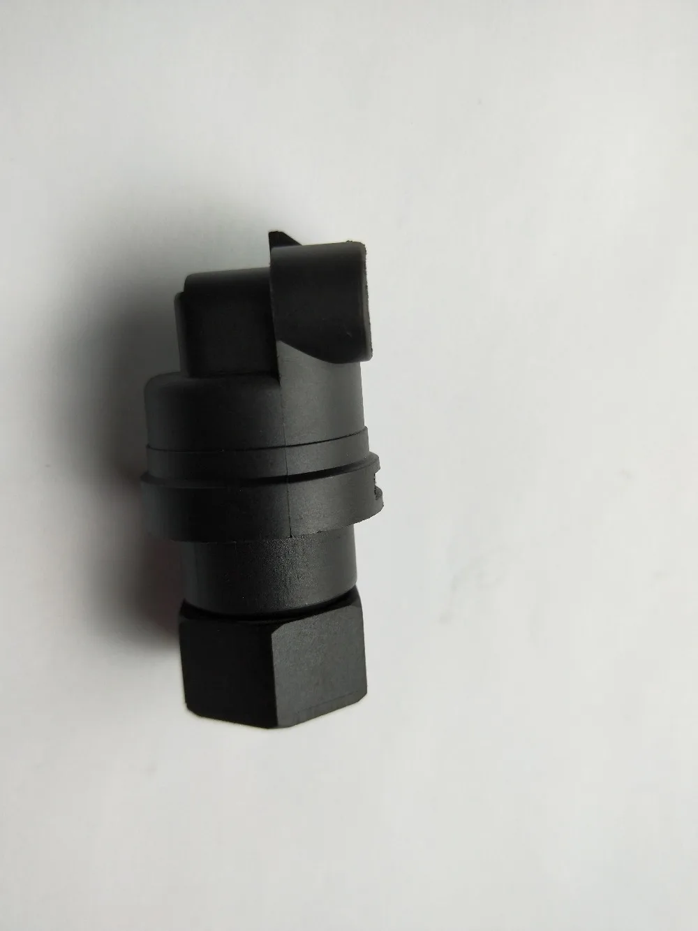 Датчик скорости SMD для Fiat Bravo Doblo Marea Panda Coupe 287154209922 46817374 46466696 46758006 гарантия 12