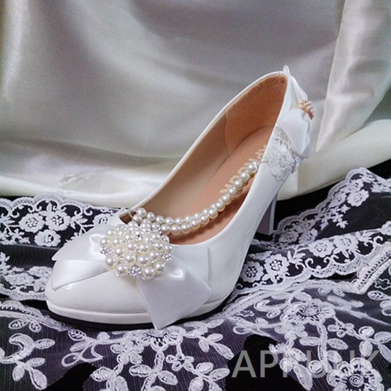 Роскошная обувь с украшением в виде кристаллов свадебные туфли жемчугом Туфли