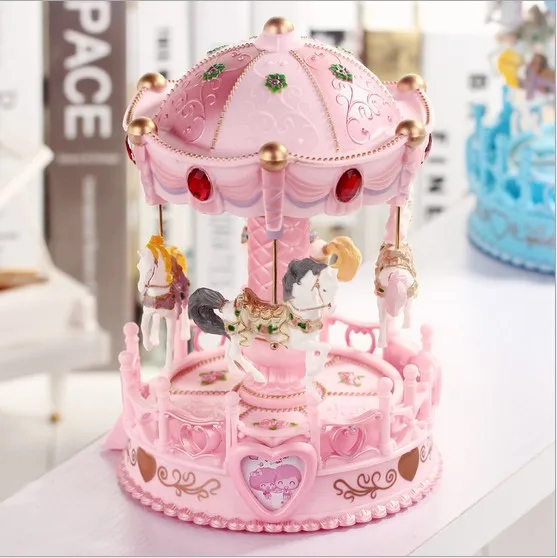 XXXG Boutique flash carousel музыкальная шкатулка для влюбленных отправка светящаяся подарок