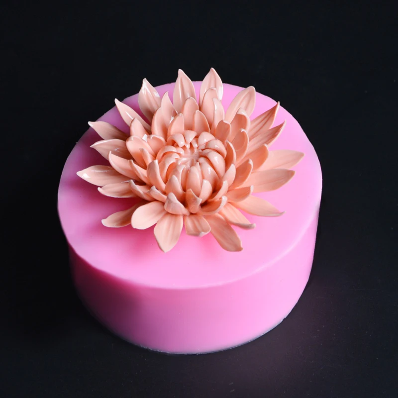 

KLM 1PCS Chrysanthemum Silicone Handmade Soap Chocolate Fondant Mold