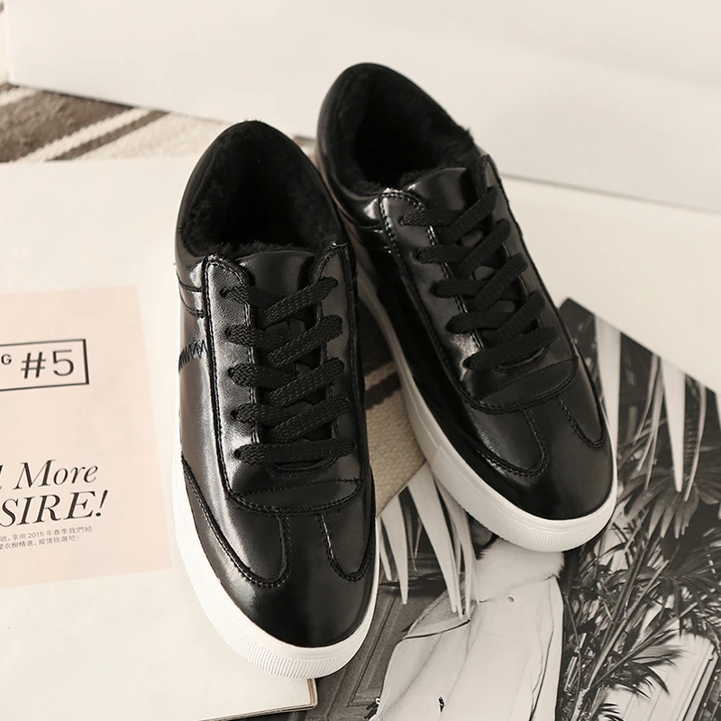 Весна и осень низкий обуви кожаный ремешок с Корейских женщин плоский мелкая рот