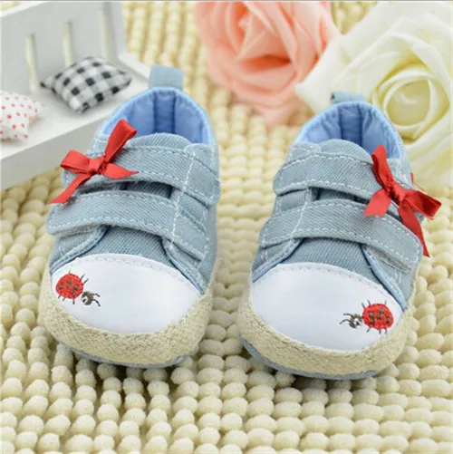 Новинка 2015 детская обувь с принтом божьей коровки Детские кроссовки для