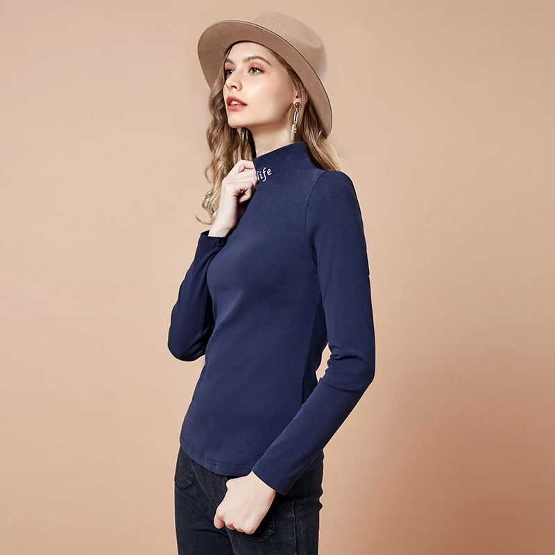 Футболка ARTKA Женская с высоким воротом и длинным рукавом однотонная тонкая для