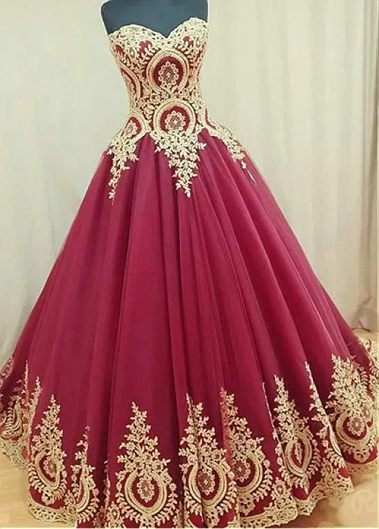 

Sweetheart Ball Gown Luxury Evening Dresses with Gold Lace Appliques Dubai Prom Dress 2021 Floor Length Celebrity dresses