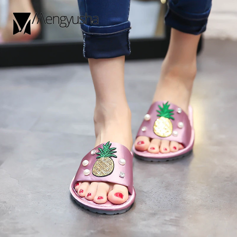 Крытый мультфильм ананас Шлёпанцы для женщин женская обувь со стразами летние