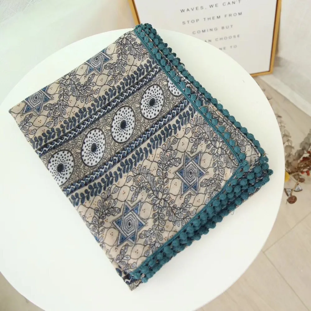 

2018 New Pom Pom scarf,british style,Muslim hijab,geometric print scarf,shawls and scarves,viscose hijab,head wrap,shawls wraps