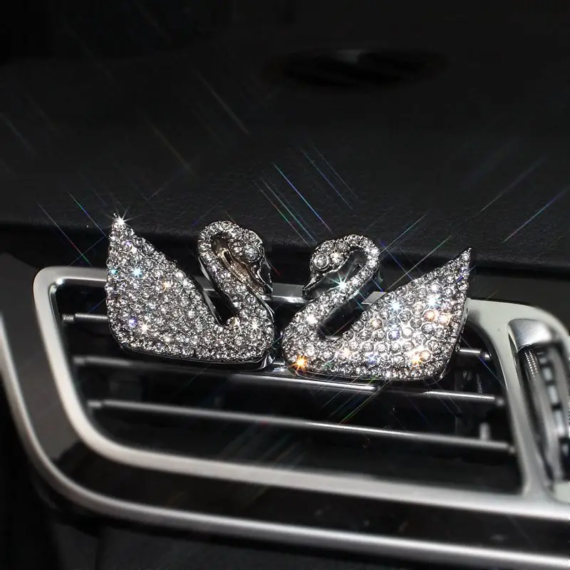 1 шт. Милые Носки с рисунком медведя из мультика Diamond автомобильный освежитель воздуха аромат запах на выходе Vent клип с украшениями в виде кристаллов украшения Aromatic Car парфюмерия