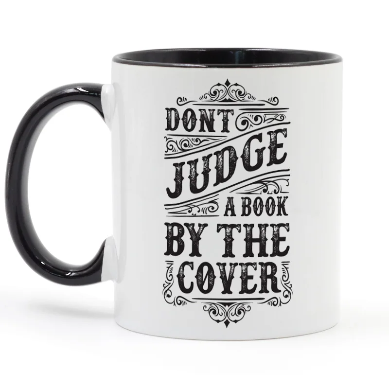 Не судите о книжке с крышкой кофейная кружка керамическая чашка цветной ручкой