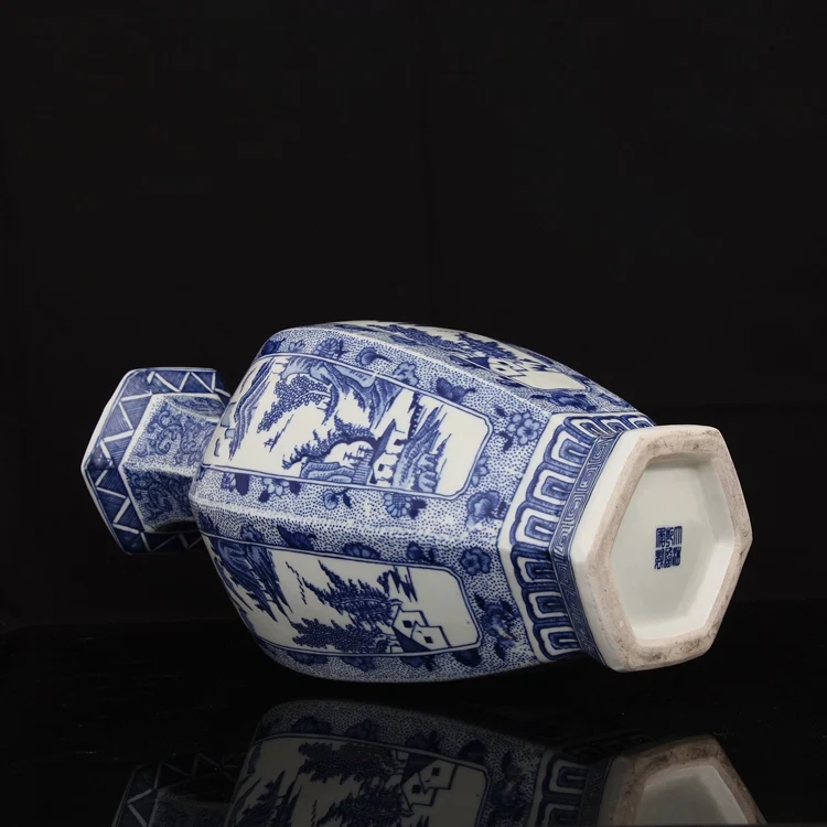 Qing Qianlong год знак Шестигранная ваза Цзиндэчжэнь античный синий и белый пейзаж узор фарфоровая напольная ваза большого размера