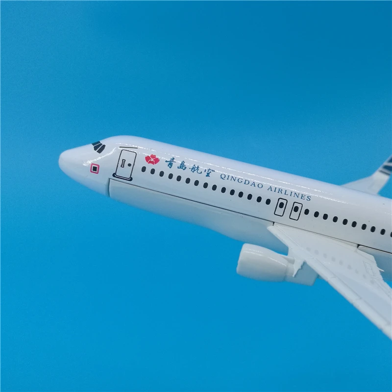 Модель самолета A320 авиакомпании Qingdao QD 16 см металлическая модель под давлением