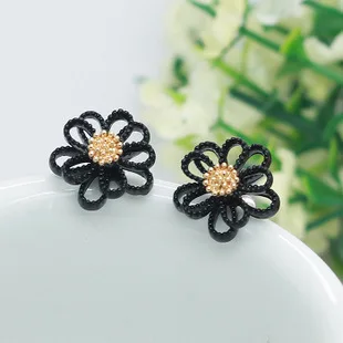 Stacked flowers without pierced ear clip-on earrings hypoallergenic fake clip no earring flower | Украшения и аксессуары