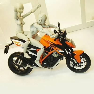 F 1/12 Harley спортивный мотоцикл имитация сплава Модель автомобиля игрушка гоночный внедорожник Yamaha игрушка металлическая литая оригинальная коробка для детских игрушек - Цвет: F
